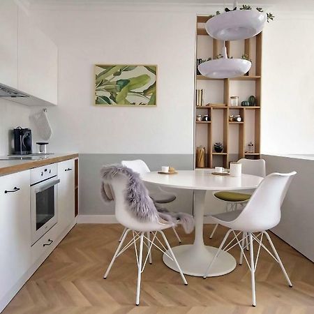 Hip, Cosmopolitan Gem In The Heart Of Sofia By Flat Mаnager Apartment Exterior photo